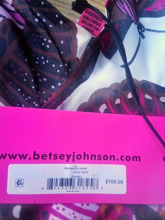 Betsy Johnson, NWT Ladies Dress Midi Style, Sun Dress, Sz Med ,MSRP $109. - Picture 4 of 7